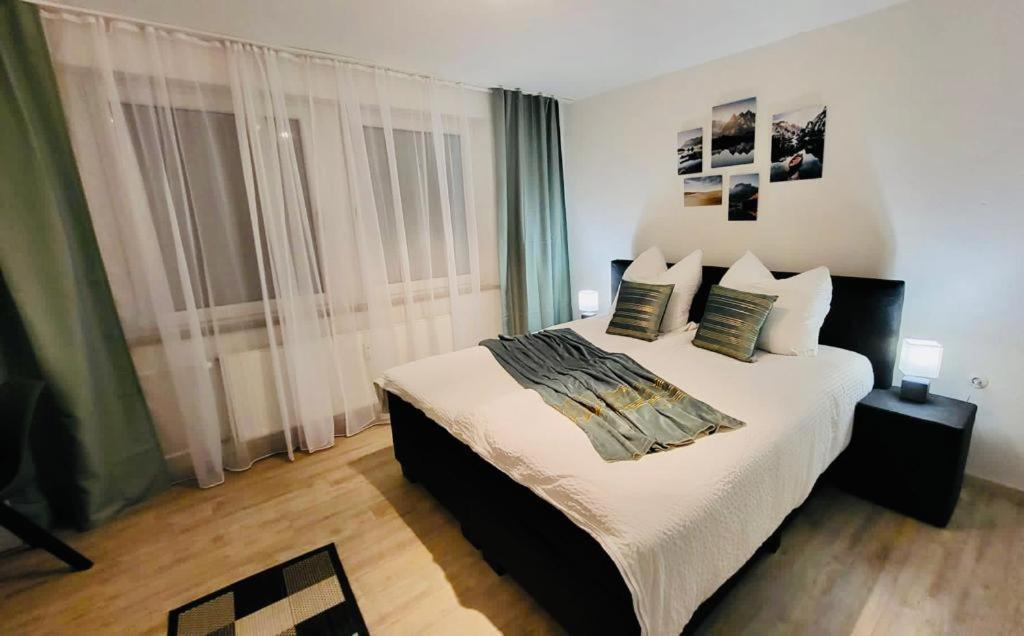 4Rooms Central-Modern Near Mtu With Balcony, The Beach By Lakescape Fewos Friedrichshafen Exterior photo